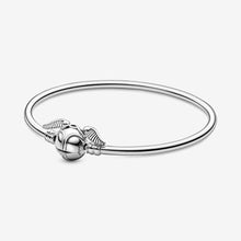 Load image into Gallery viewer, Pandora Moments Harry Potter, Golden Snitch Clasp Bangle