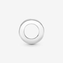 Load image into Gallery viewer, Circle of Pavé Clip Charm