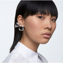 Load image into Gallery viewer, Swarovski Mesmera clip earring Single, Square cut crystal, White